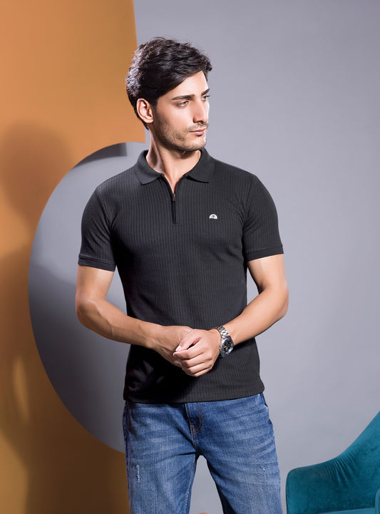 BLACK VERTICAL KNIT ZIP POLO